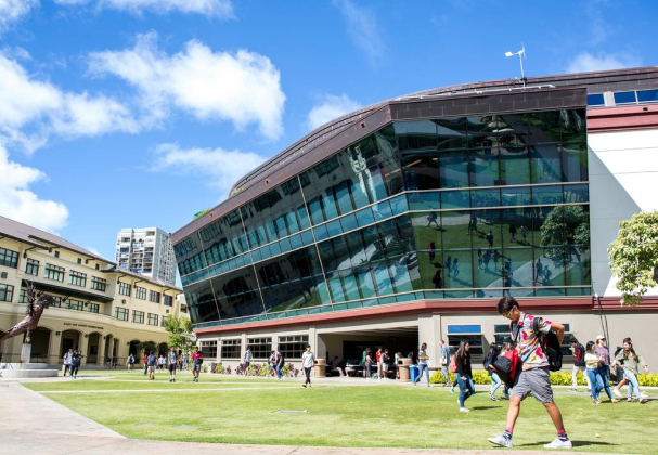 Iolani School