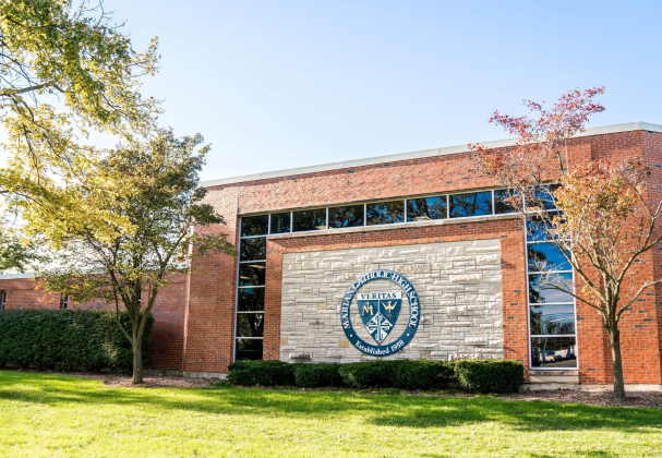 Marian Catholic HS