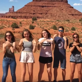 Baile intwerway Around the World