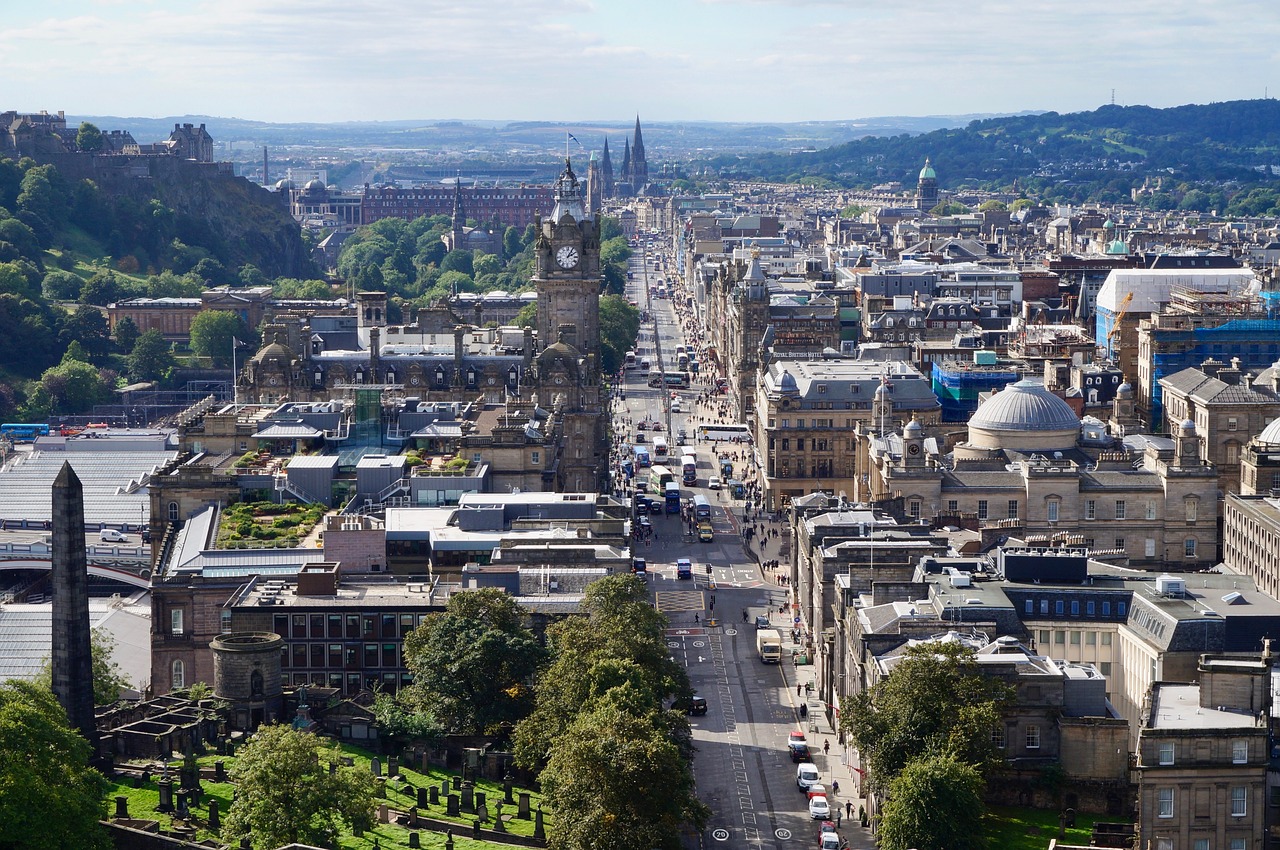 Edimburgo - Kaplan - CURSOS DE INGLÉS GENERAL